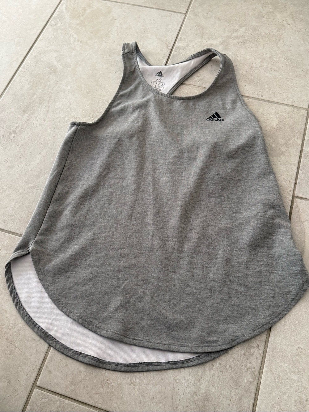 Adidas top